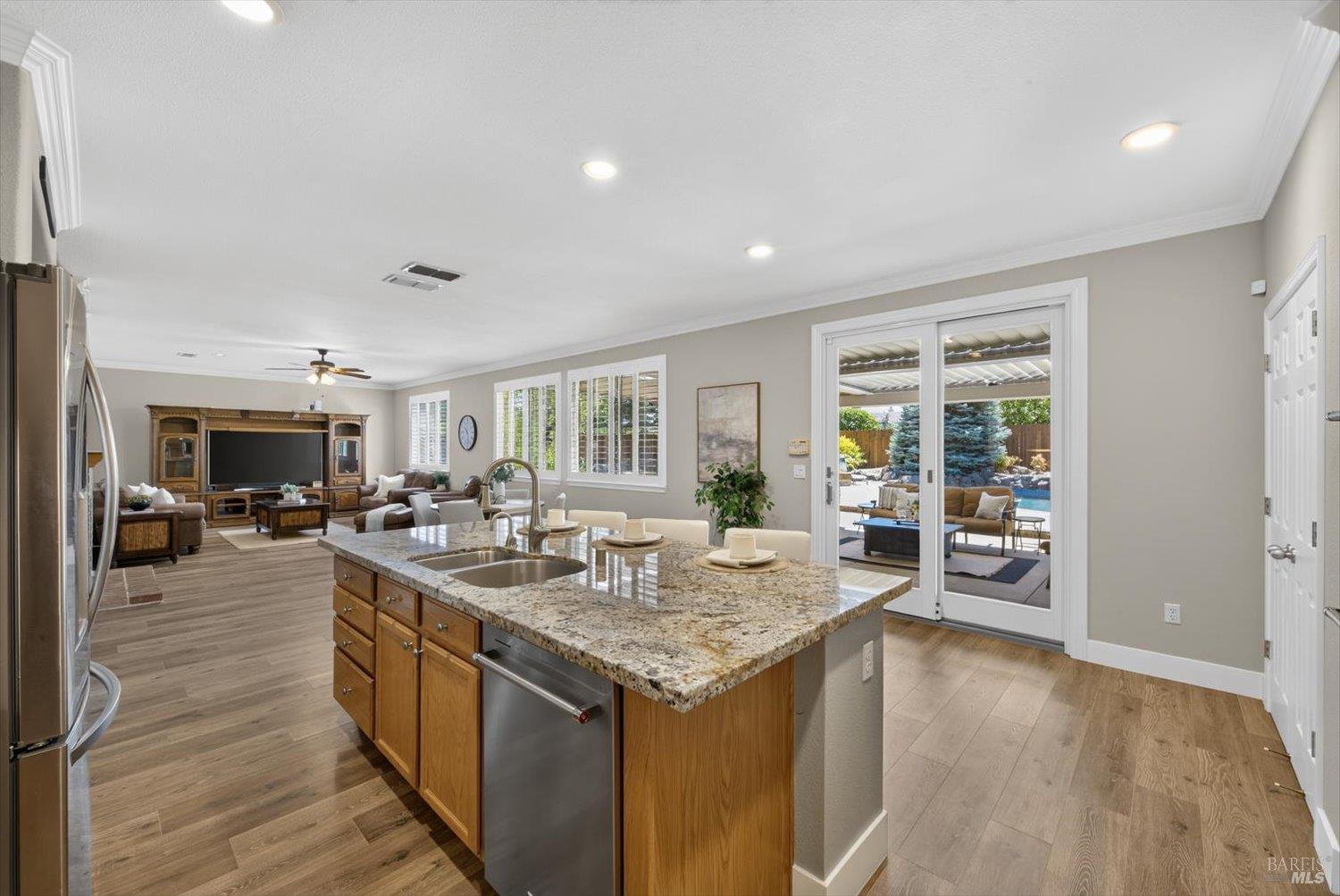 907 Dunerose Court Vacaville CA 95687
