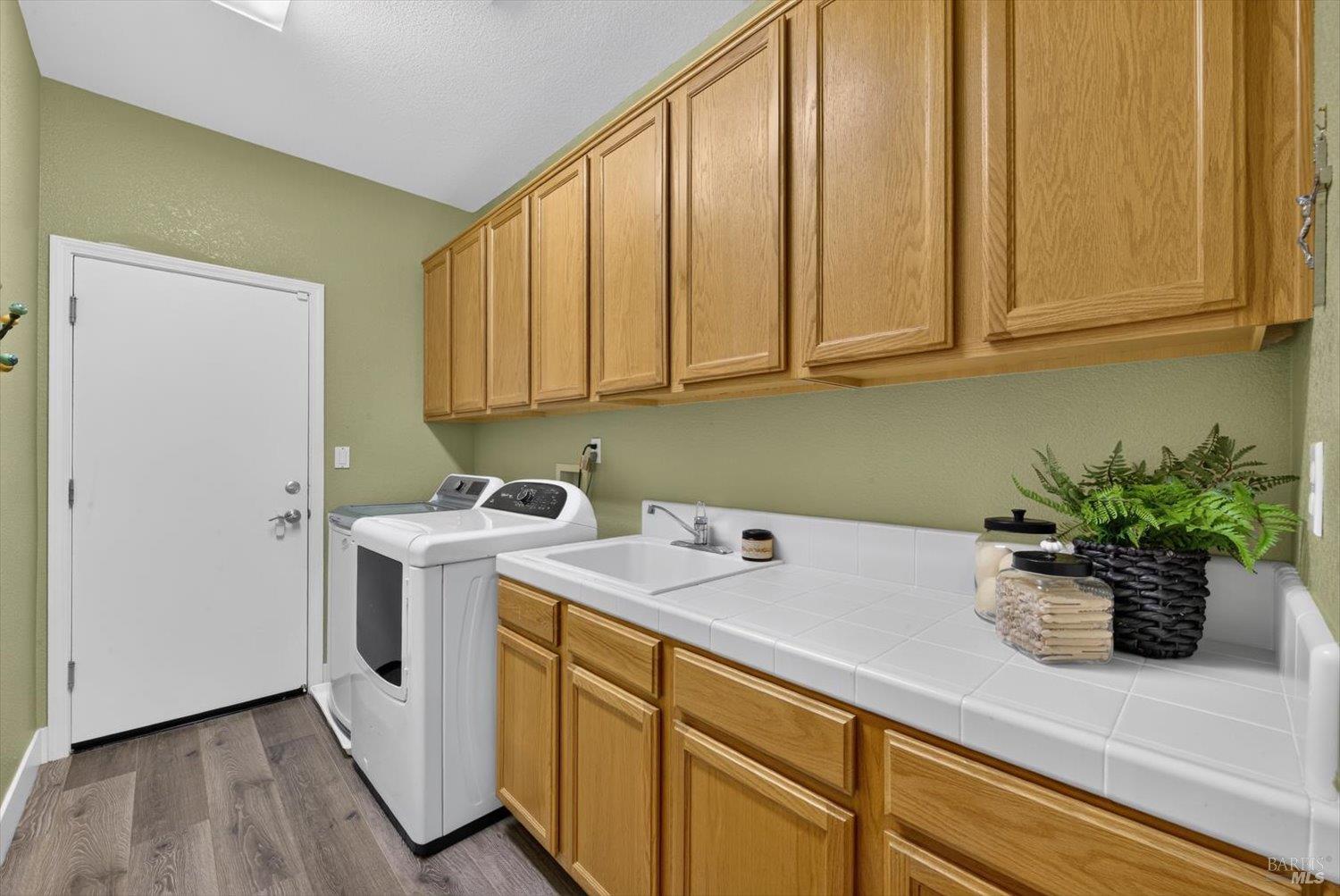 907 Dunerose Court Vacaville CA 95687