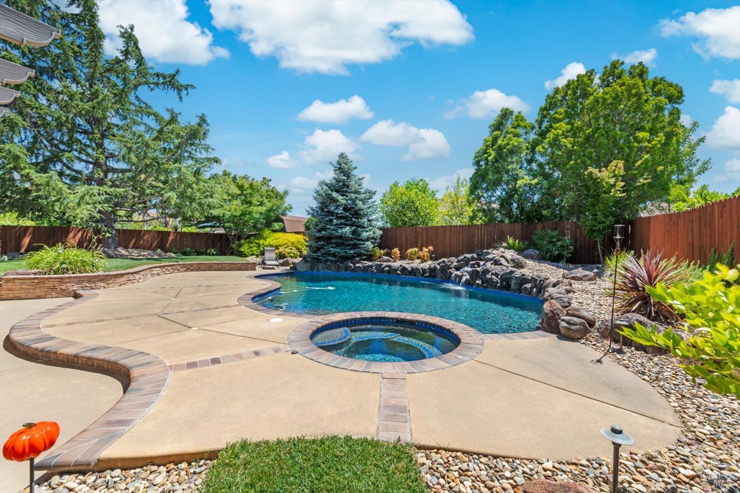907 Dunerose Court Vacaville CA 95687