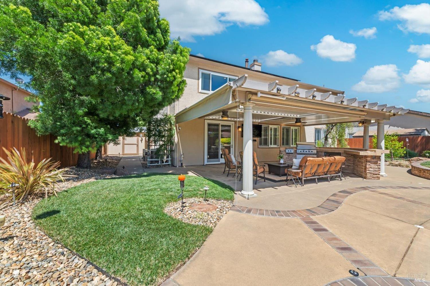 907 Dunerose Court Vacaville CA 95687