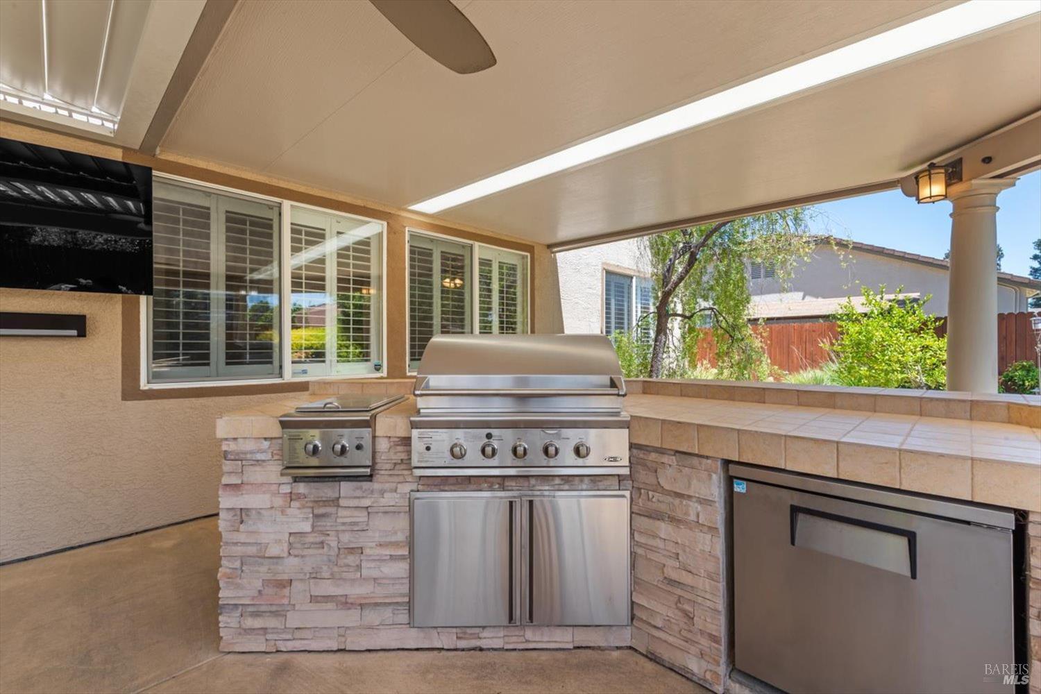 907 Dunerose Court Vacaville CA 95687