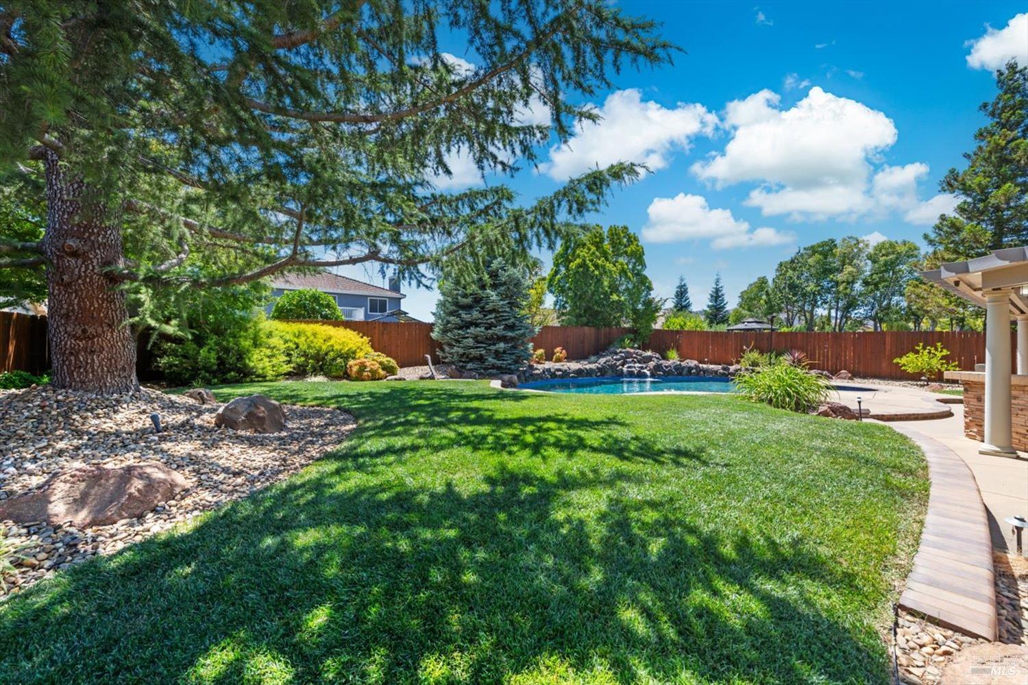 907 Dunerose Court Vacaville CA 95687