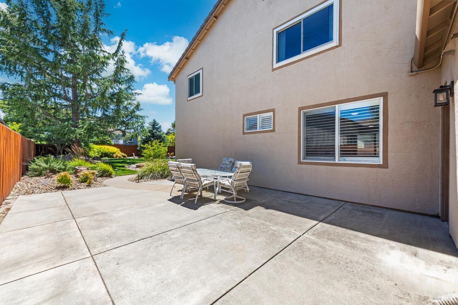 907 Dunerose Court Vacaville CA 95687