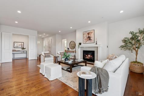 5677 Eastlake Drive Santa Rosa CA 95409