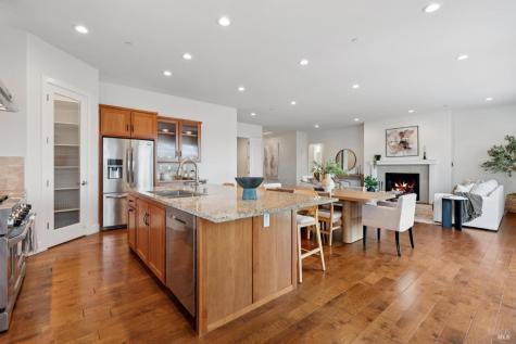 5677 Eastlake Drive Santa Rosa CA 95409