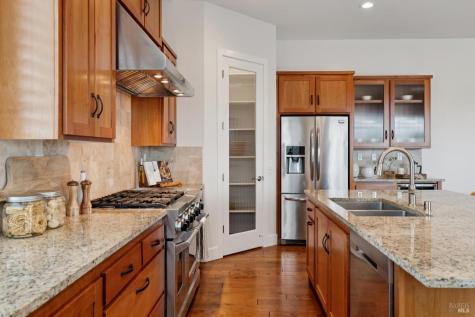 5677 Eastlake Drive Santa Rosa CA 95409