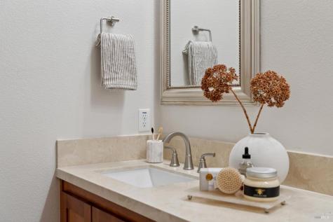 5677 Eastlake Drive Santa Rosa CA 95409