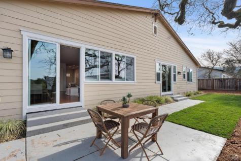 5677 Eastlake Drive Santa Rosa CA 95409