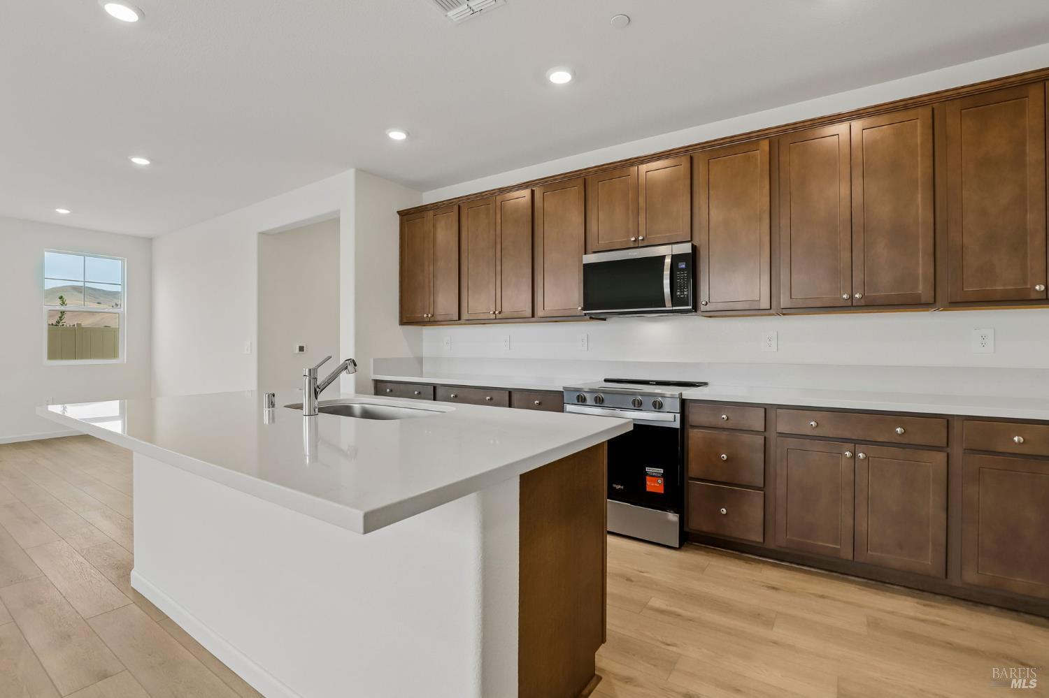 5876 Trailblaze Drive Fairfield CA 94533