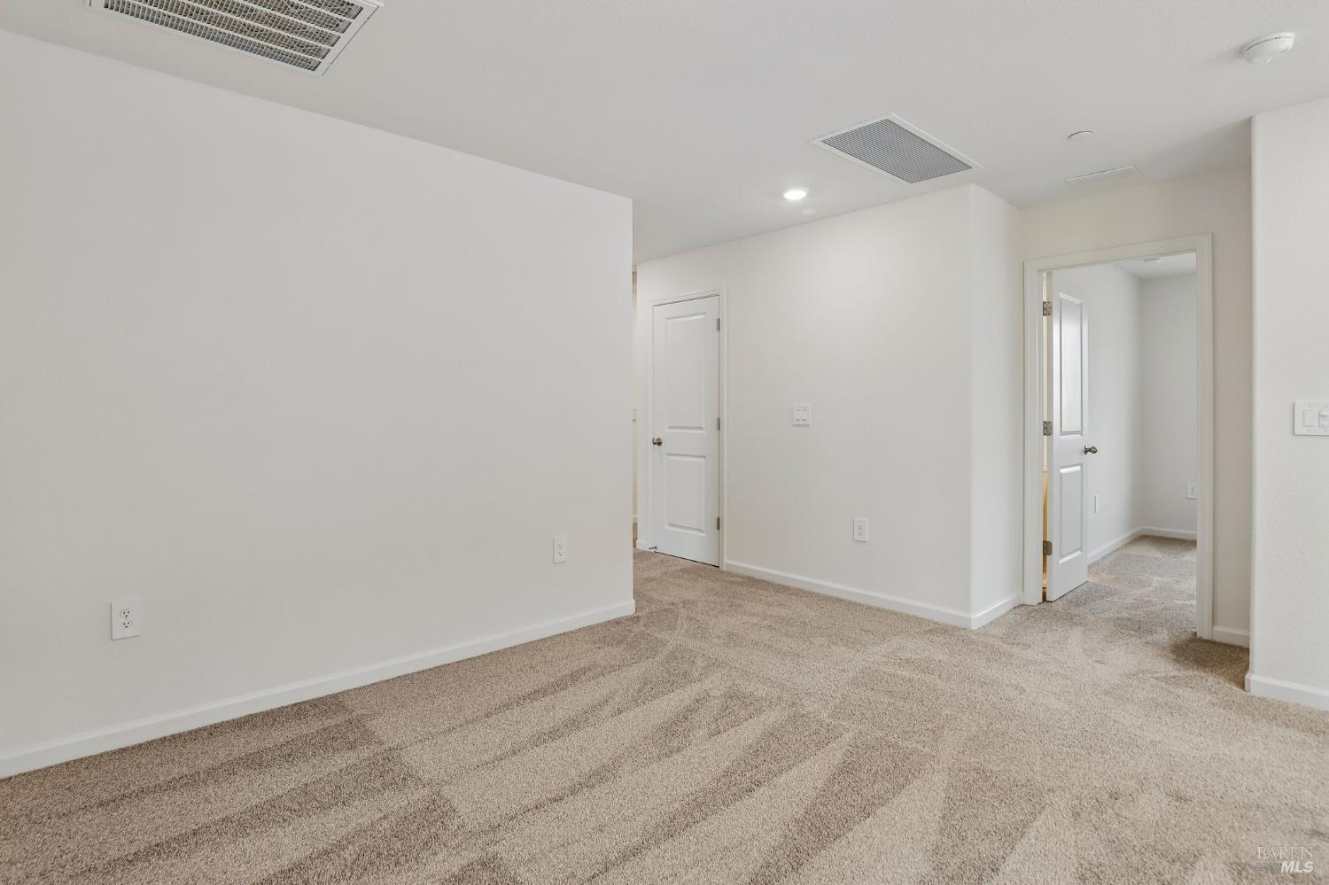 5876 Trailblaze Drive Fairfield CA 94533