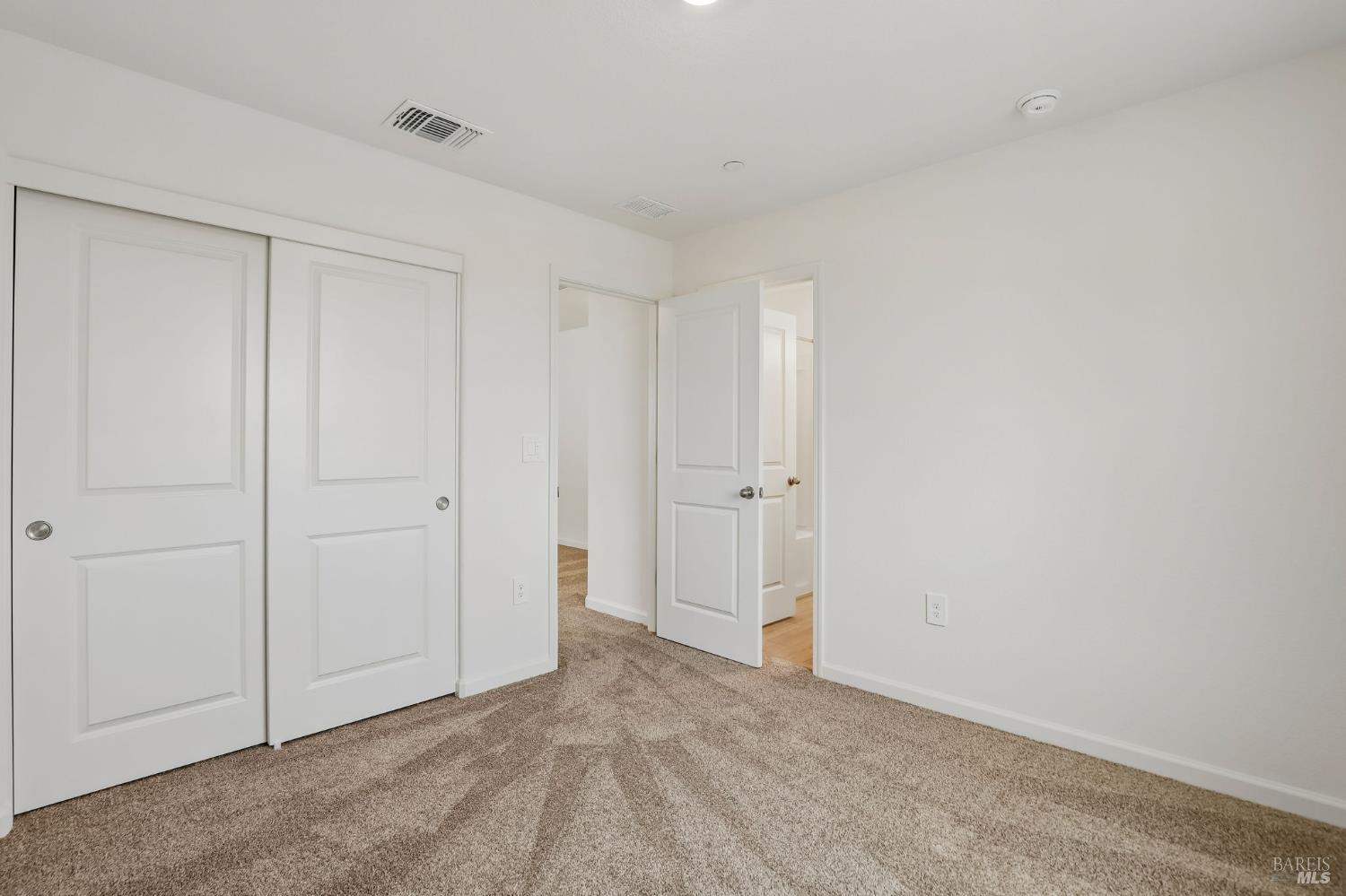 5876 Trailblaze Drive Fairfield CA 94533