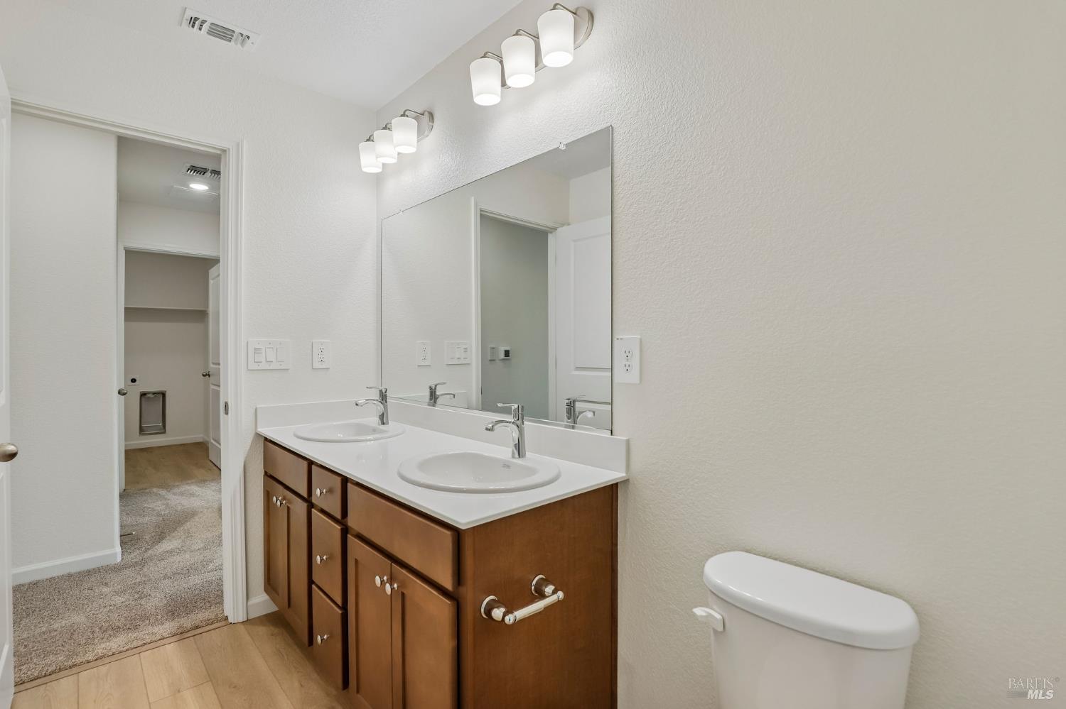 5876 Trailblaze Drive Fairfield CA 94533