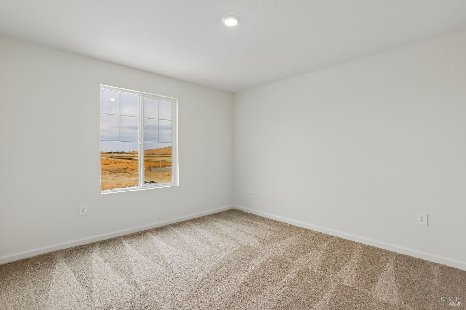 5876 Trailblaze Drive Fairfield CA 94533