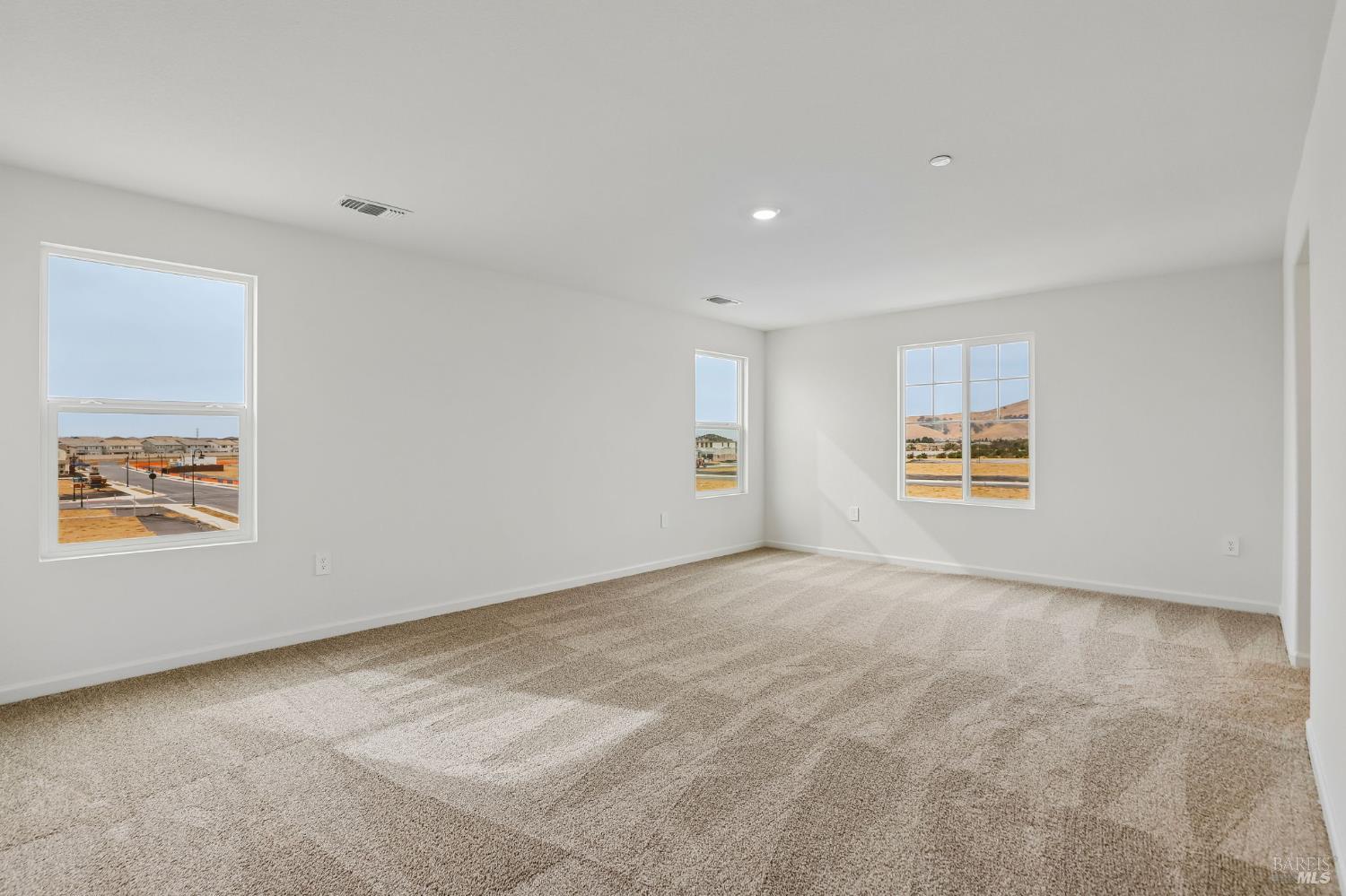 5876 Trailblaze Drive Fairfield CA 94533