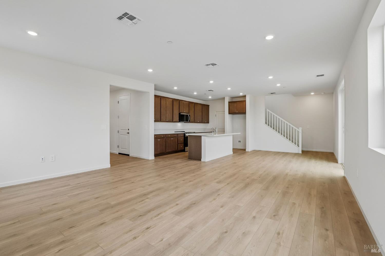 5876 Trailblaze Drive Fairfield CA 94533