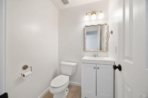 2711 Topaz Drive Novato CA 94945