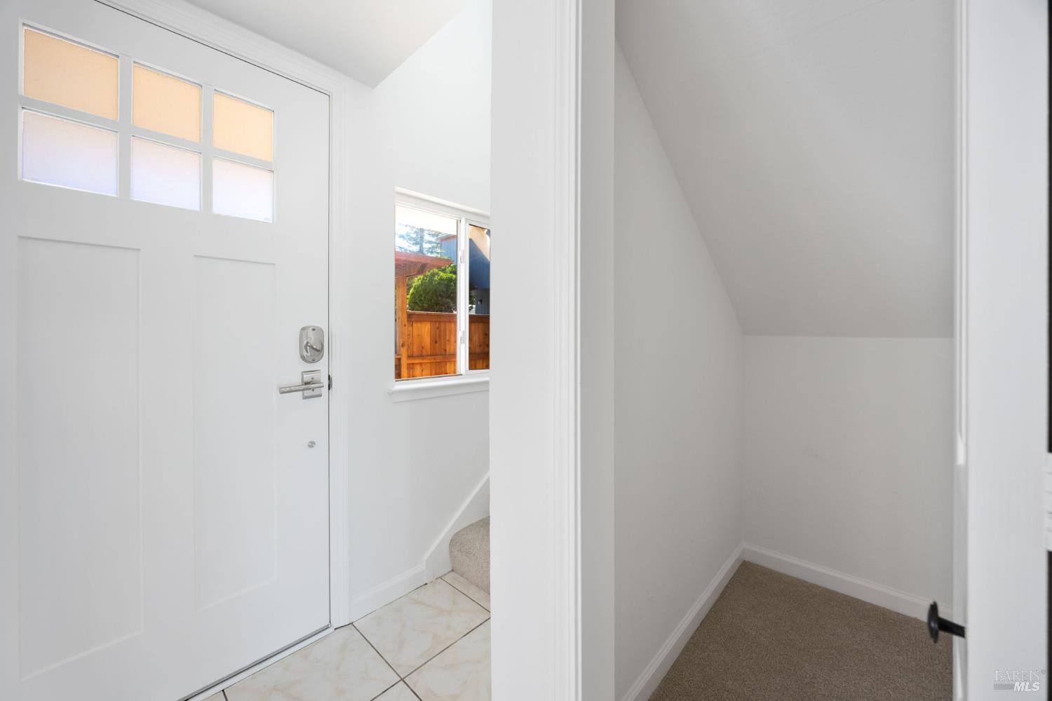 2711 Topaz Drive Novato CA 94945