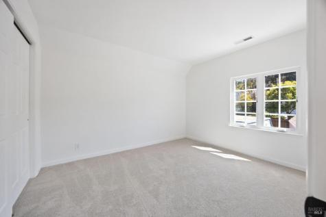 2711 Topaz Drive Novato CA 94945