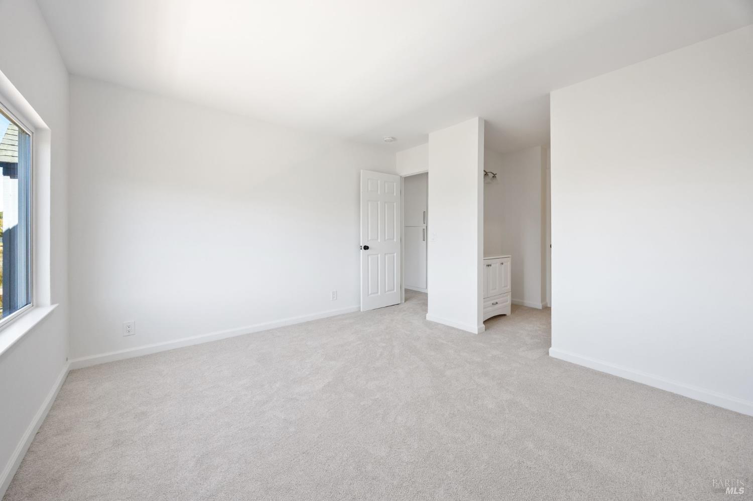 2711 Topaz Drive Novato CA 94945