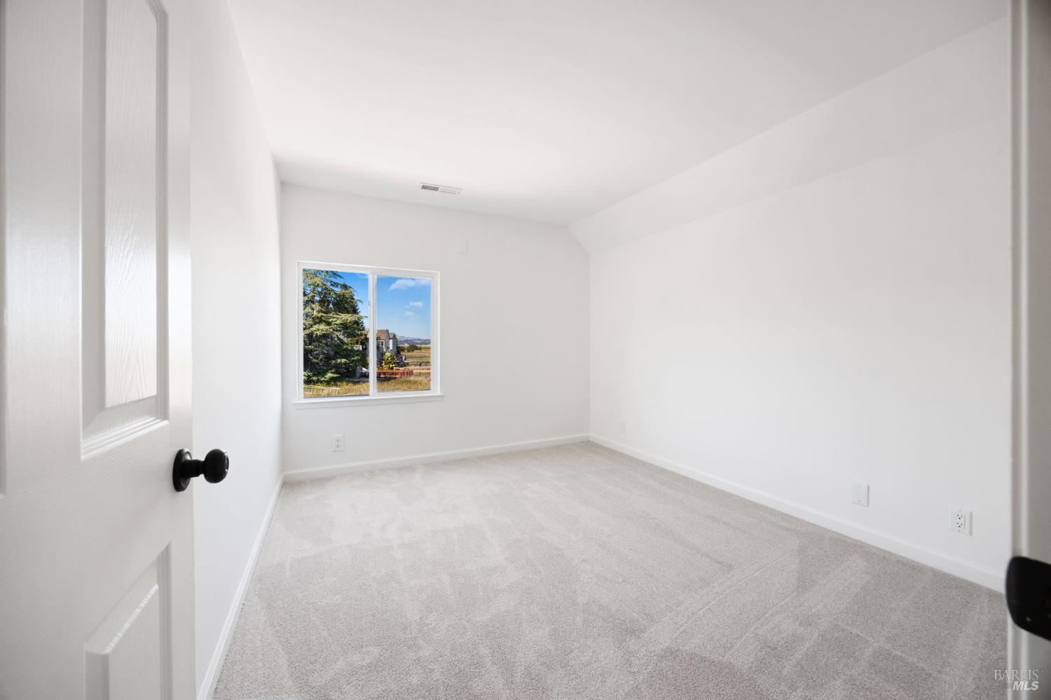 2711 Topaz Drive Novato CA 94945