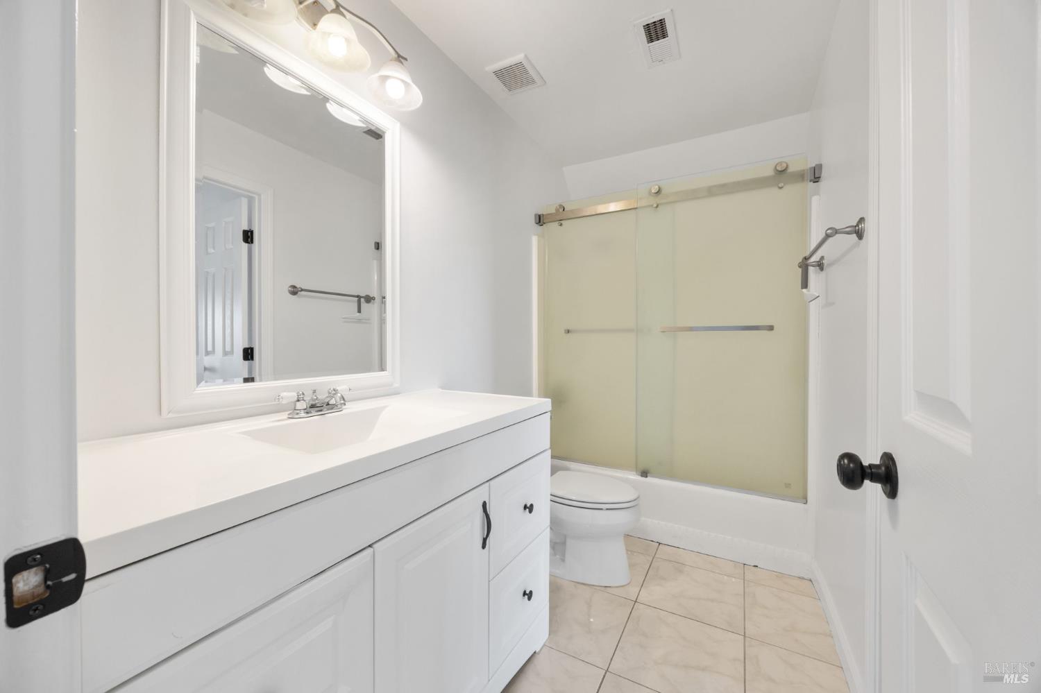2711 Topaz Drive Novato CA 94945