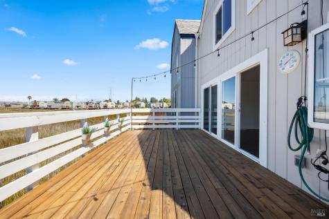 2711 Topaz Drive Novato CA 94945