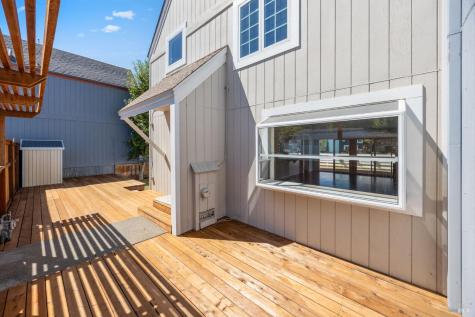 2711 Topaz Drive Novato CA 94945