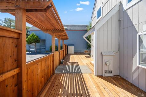 2711 Topaz Drive Novato CA 94945