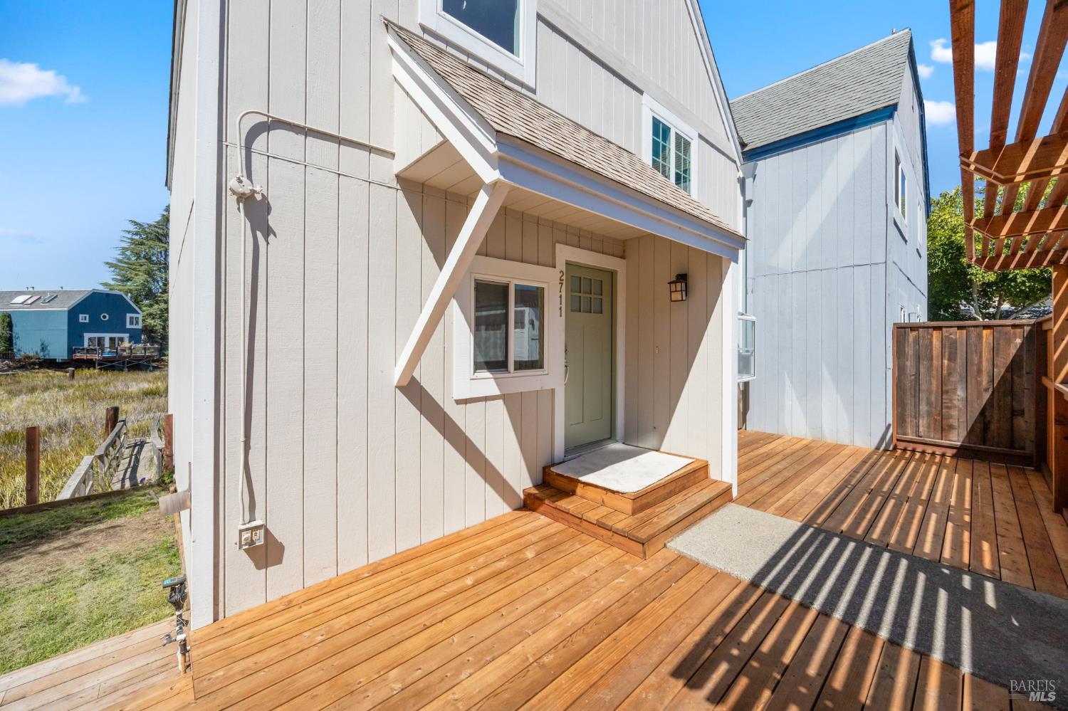 2711 Topaz Drive Novato CA 94945