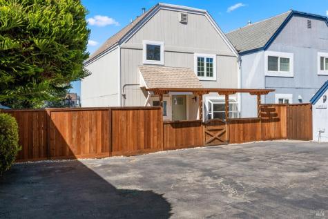 2711 Topaz Drive Novato CA 94945