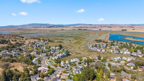 2711 Topaz Drive Novato CA 94945