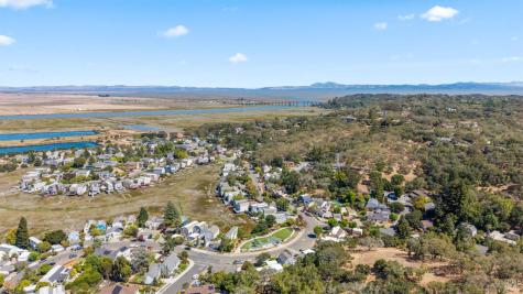 2711 Topaz Drive Novato CA 94945