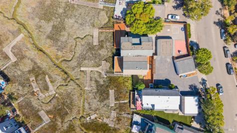 2711 Topaz Drive Novato CA 94945