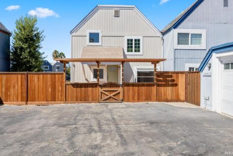 2711 Topaz Drive Novato CA 94945