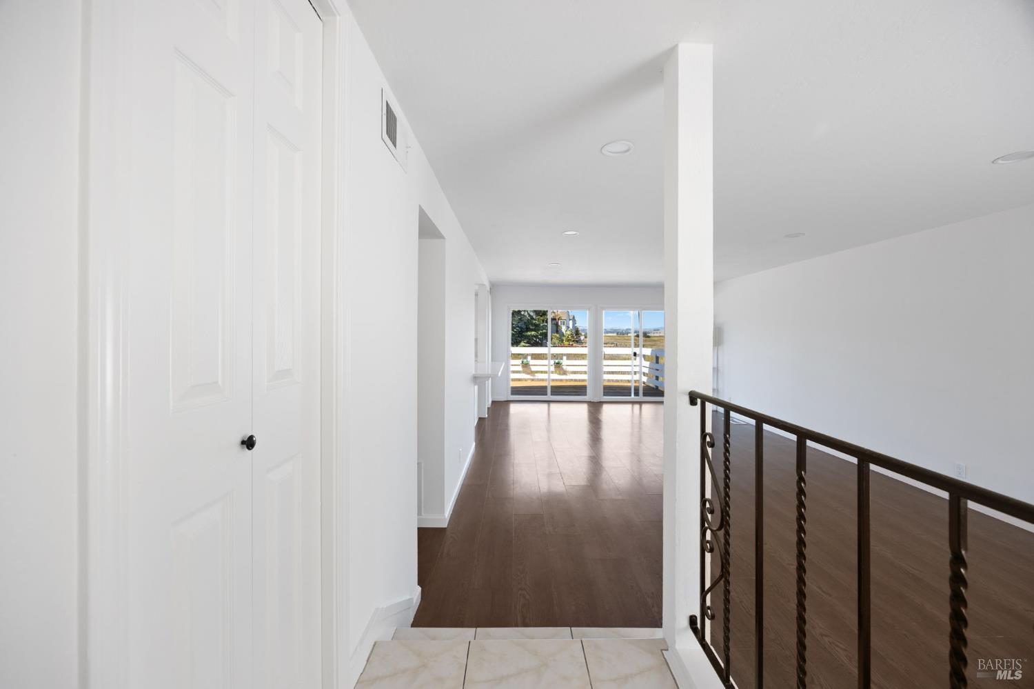 2711 Topaz Drive Novato CA 94945