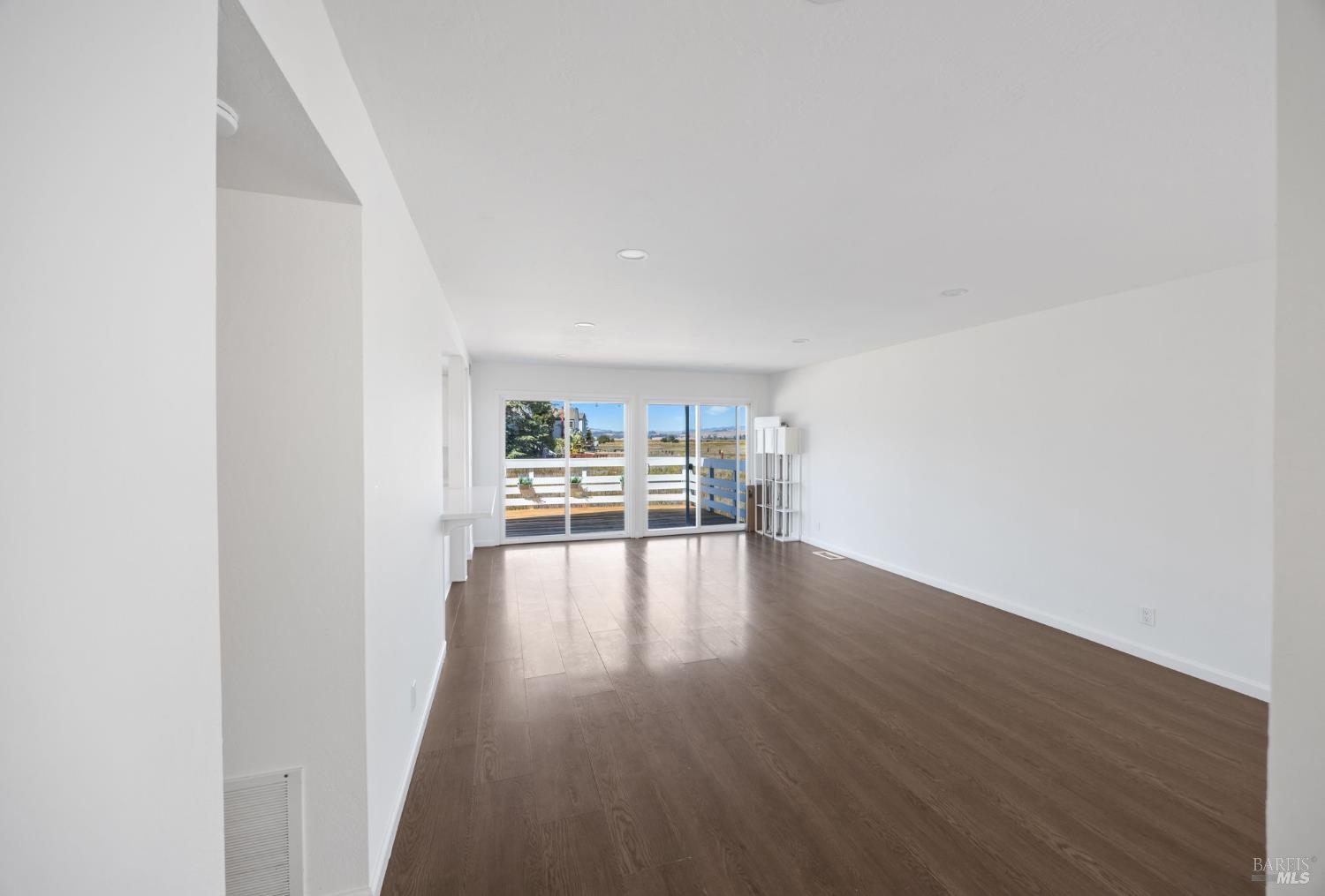 2711 Topaz Drive Novato CA 94945