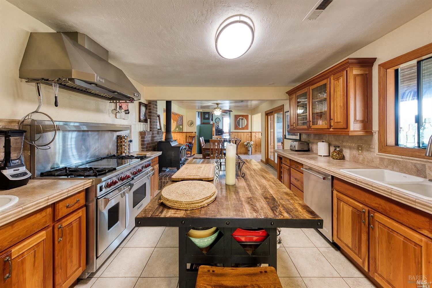 3991 Eastside Calpella Road Ukiah CA 95482