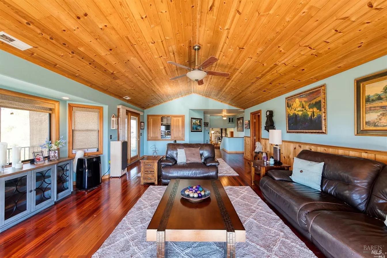 3991 Eastside Calpella Road Ukiah CA 95482