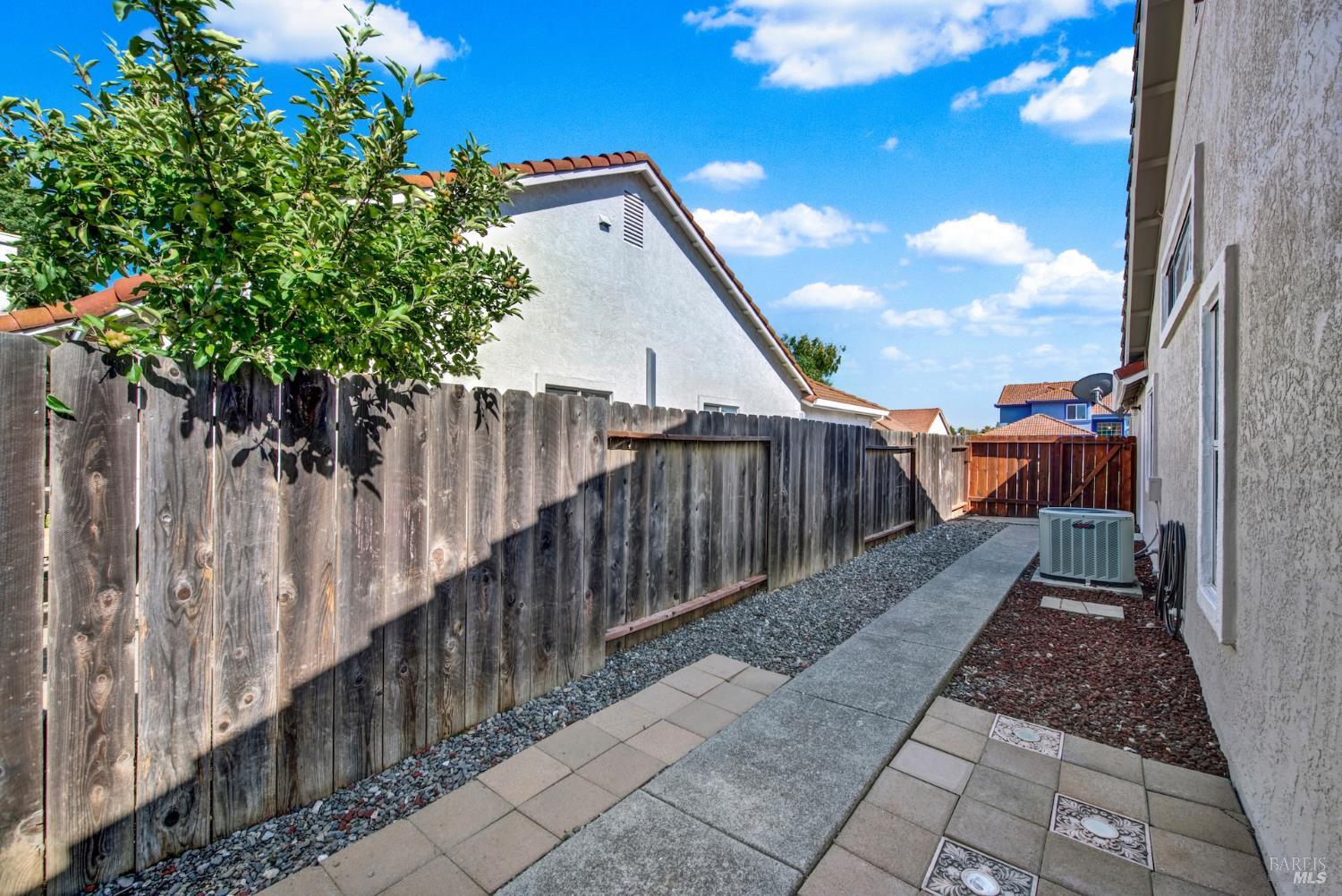 2759 Woodmont Drive Fairfield CA 94533