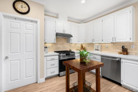 118 Douglas Fir Circle Cloverdale CA 95425