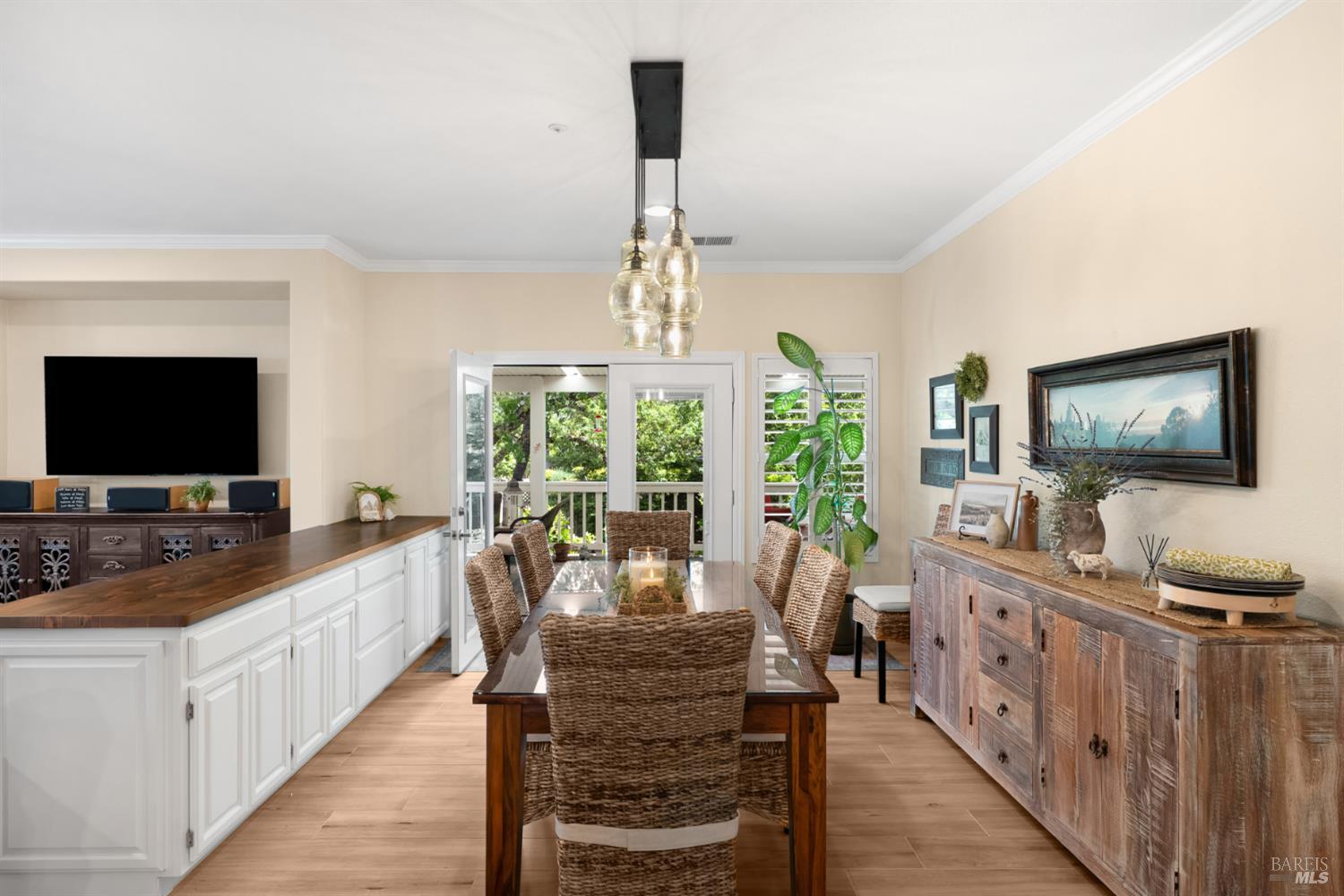 118 Douglas Fir Circle Cloverdale CA 95425