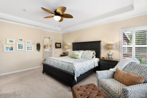 118 Douglas Fir Circle Cloverdale CA 95425