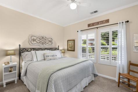 118 Douglas Fir Circle Cloverdale CA 95425