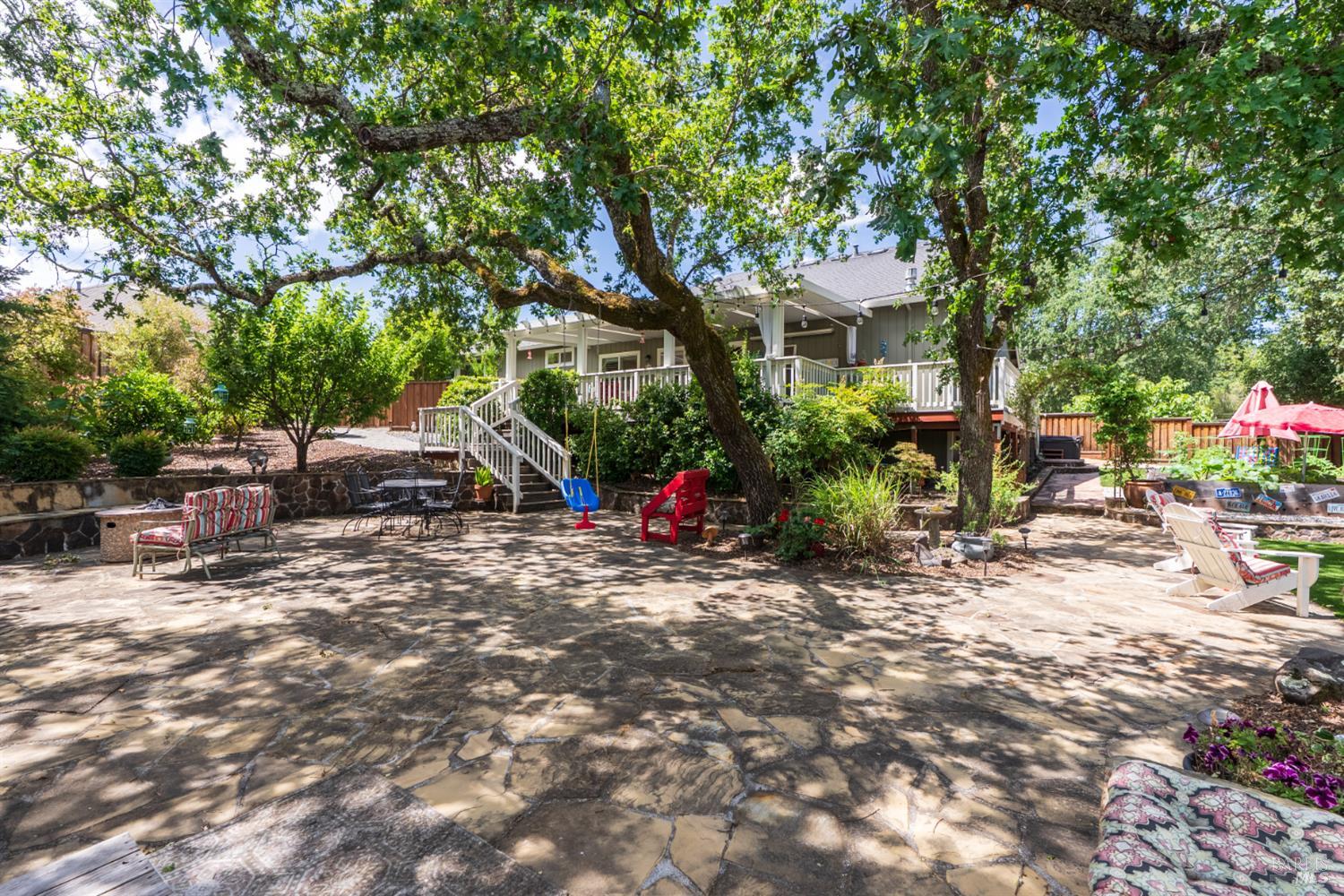 118 Douglas Fir Circle Cloverdale CA 95425