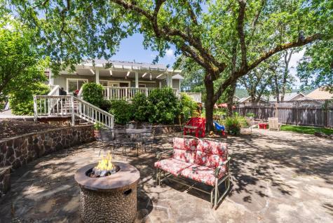 118 Douglas Fir Circle Cloverdale CA 95425