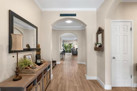 118 Douglas Fir Circle Cloverdale CA 95425