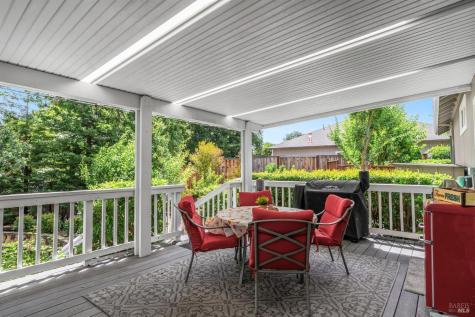 118 Douglas Fir Circle Cloverdale CA 95425