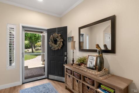 118 Douglas Fir Circle Cloverdale CA 95425