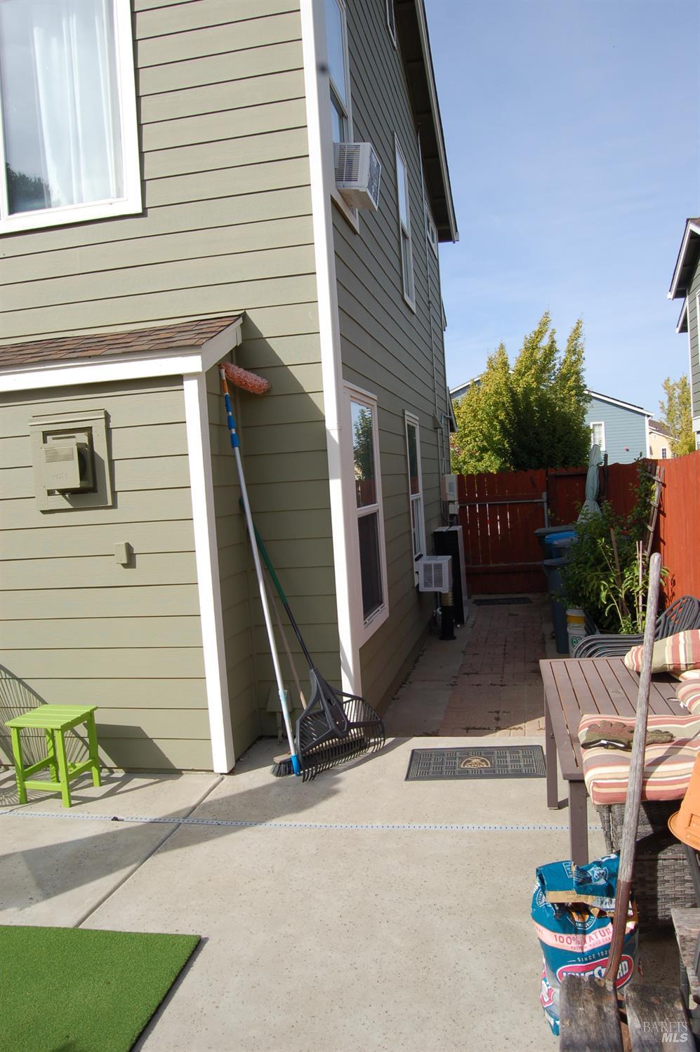 287 Clearpointe Drive Vallejo CA 94591