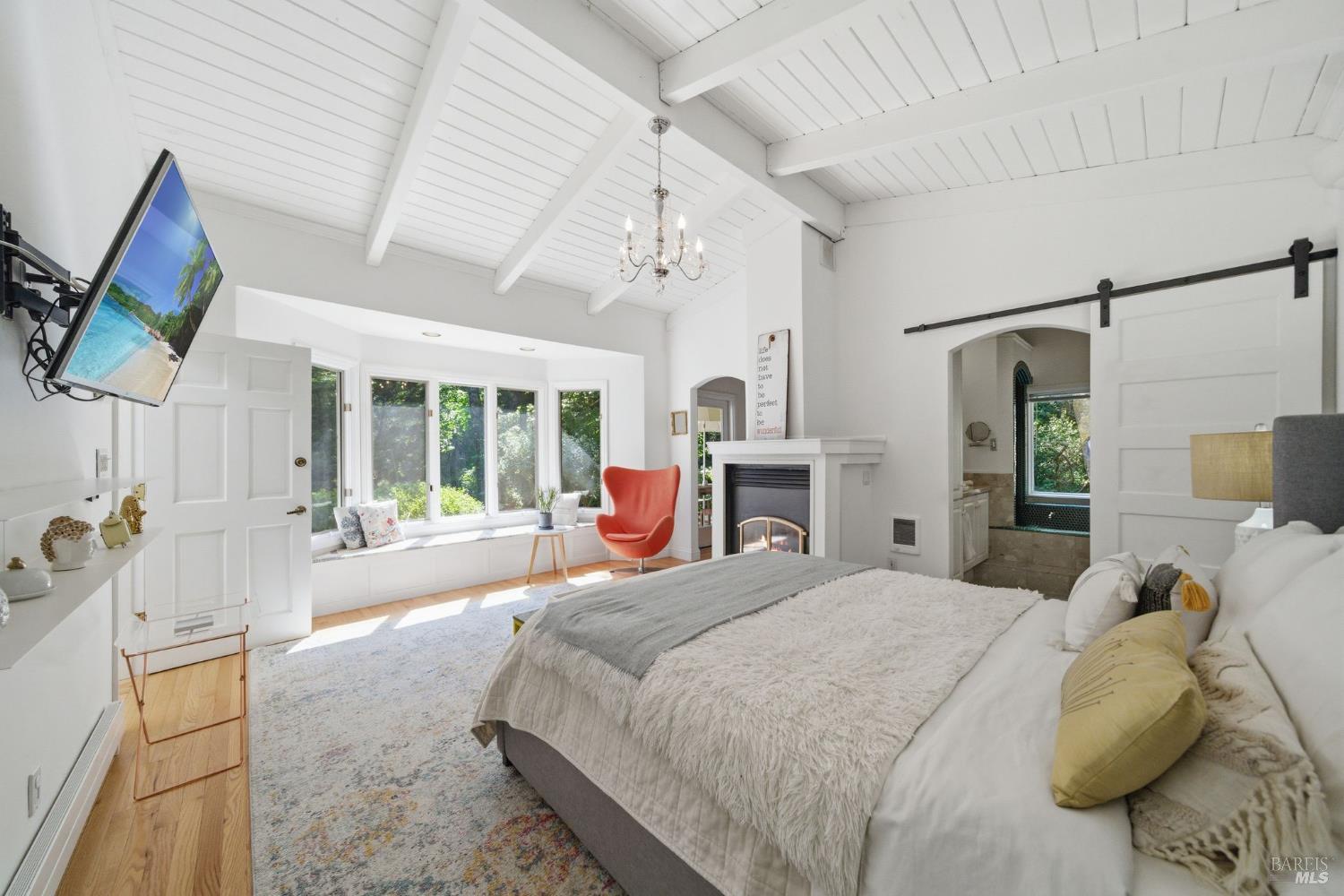 6661 Sir Francis Drake Boulevard Forest Knolls CA 94933
